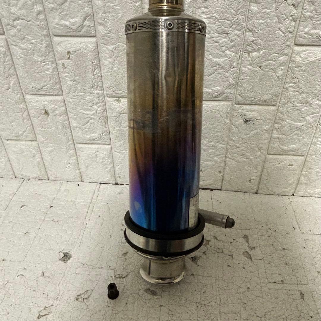 ヨシムラ　マフラー　アクシストリート