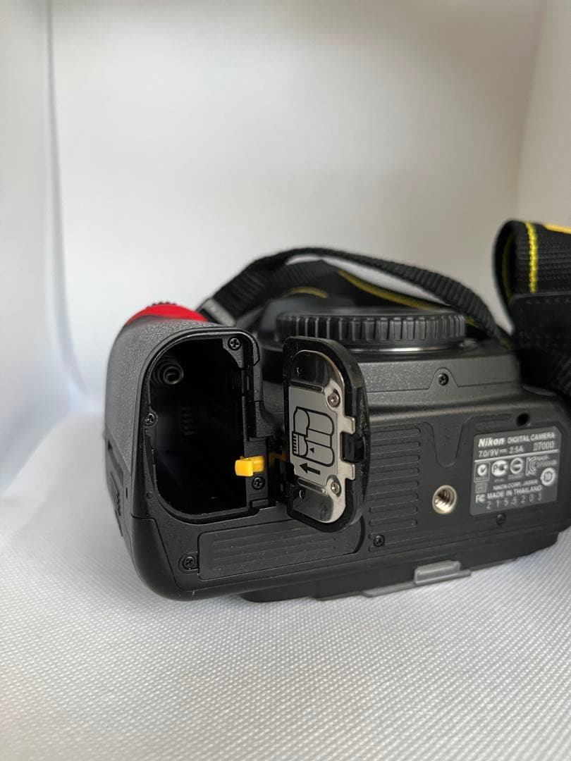 Nikon D7000 一眼レフカメラ