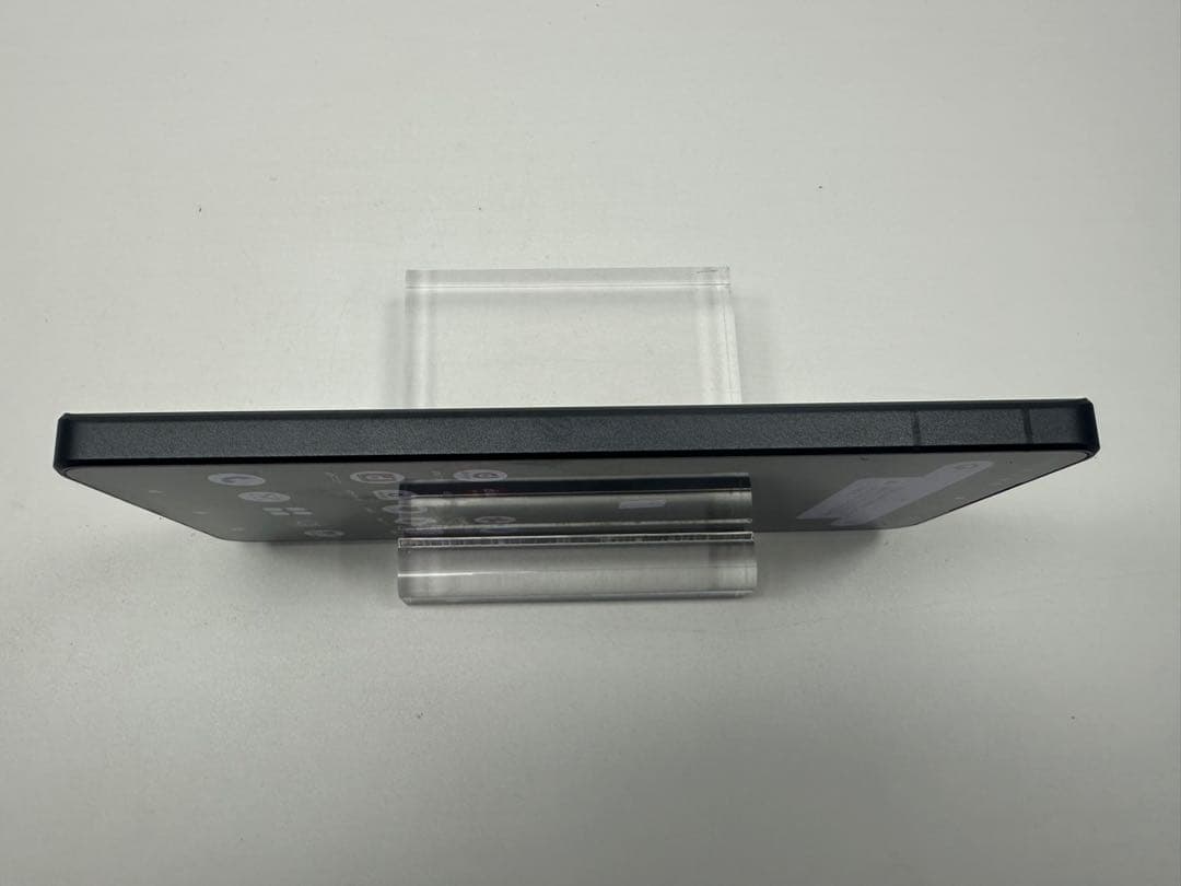 外観美品 Aquos R8 pro docomo 256gb simフリー