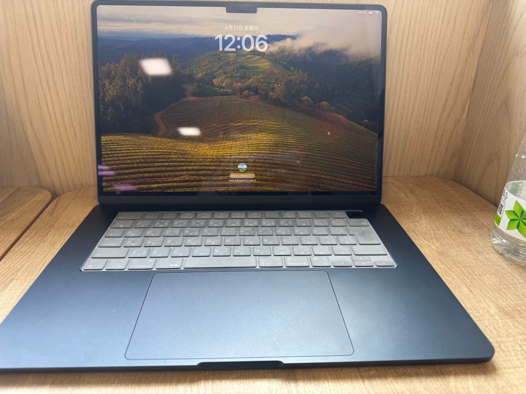 ほぼ新品MacBook Air 2023 m2 15インチ 8GB 256GB