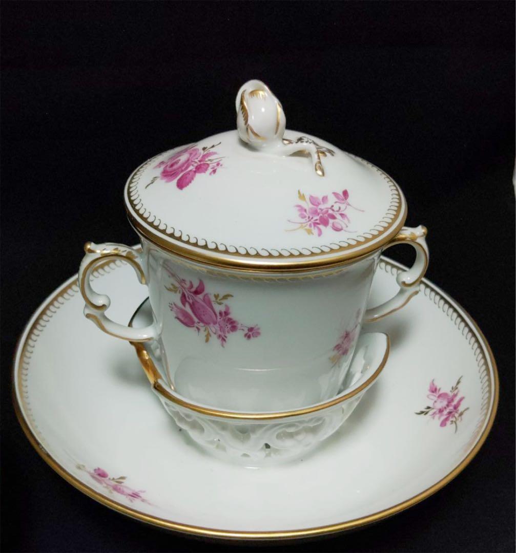 マイセン　蓋付きチョコレートカップ&ソーサペア