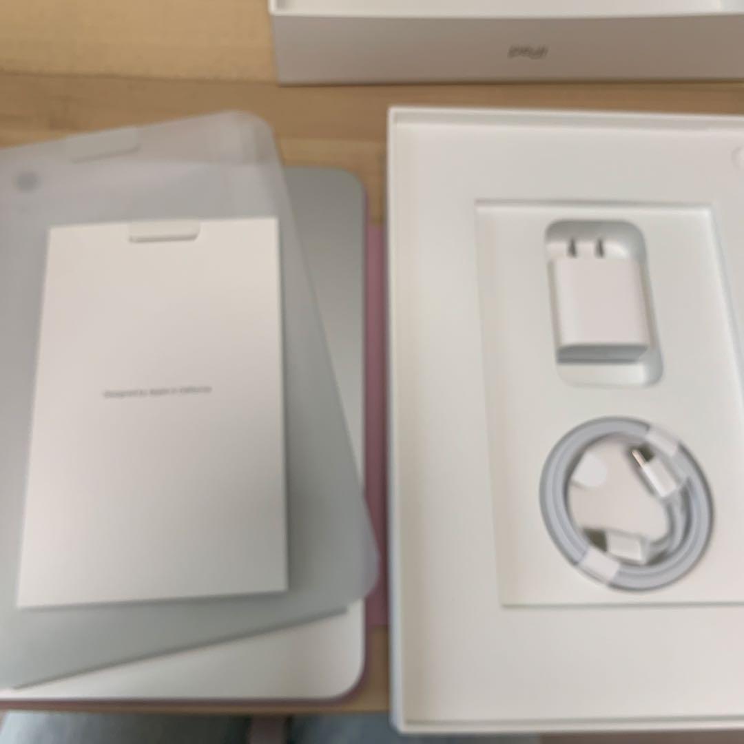 【極美品】iPad (A16) 128GB BT100% ほぼ新品保証有効期間内