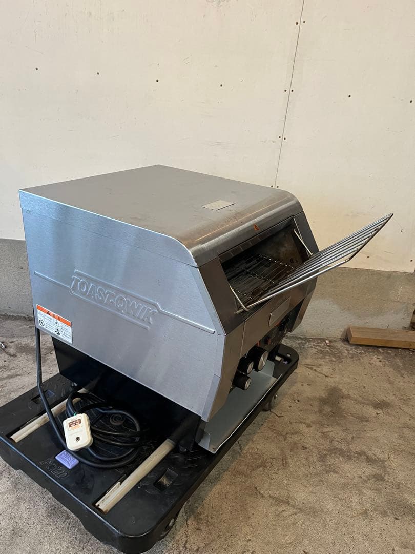 サンテック　コンベアトースター TQ-400H 単相200v 動作品