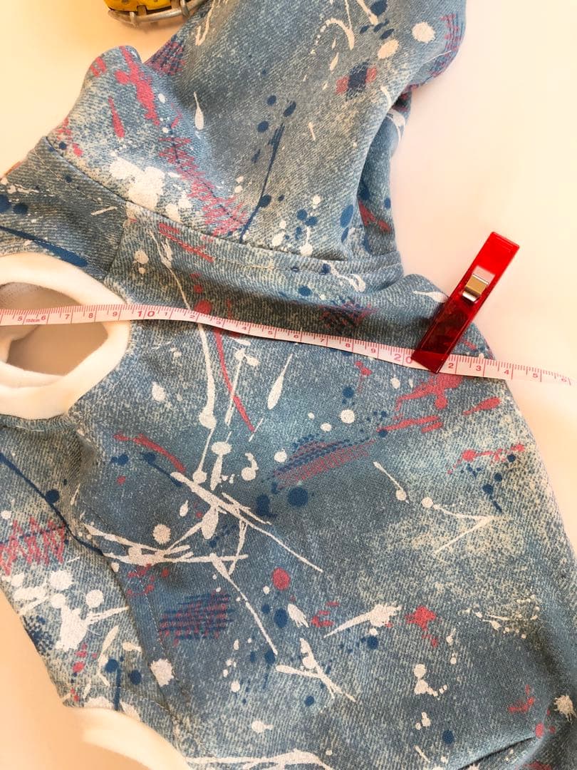 スプラッシュ柄フード付きタンクトップ　イタグレ服　犬服