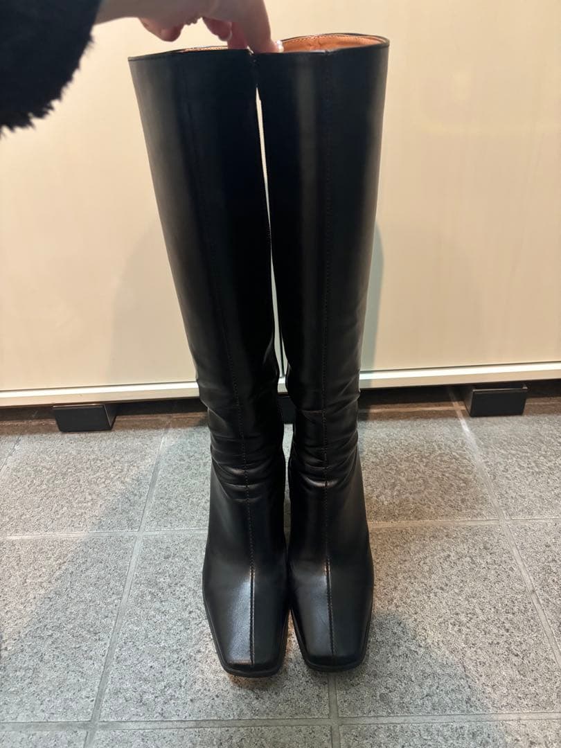 Betty slim long ブーツ