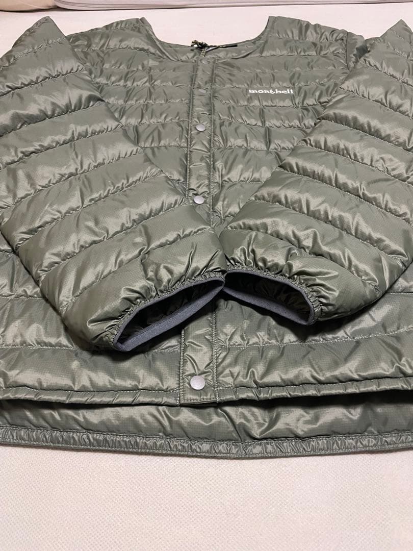 mont-bell ダウンジャケット メンズS オリーブグリーン　収納袋付き
