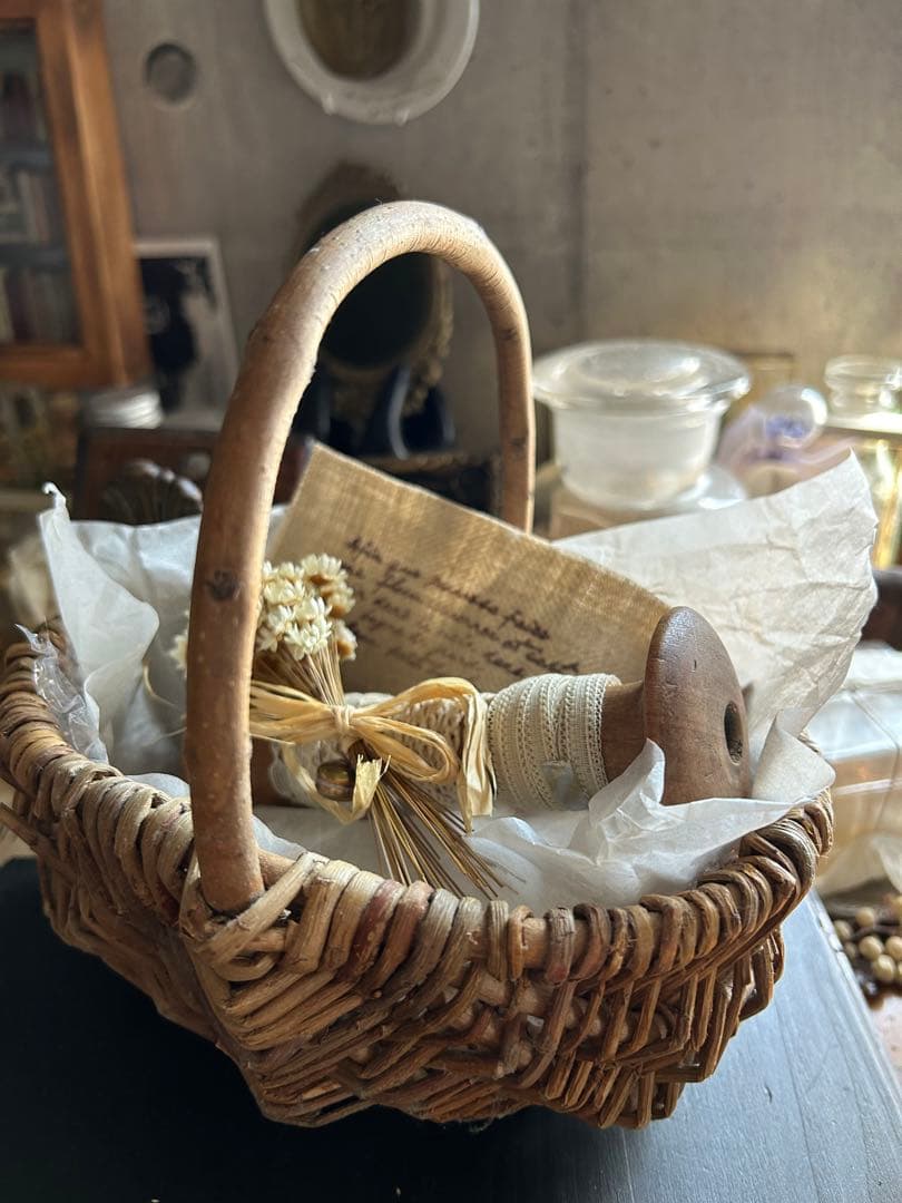 アンティーク ベルギーレース 3種 糸巻き 小さなブーケ パニエセット