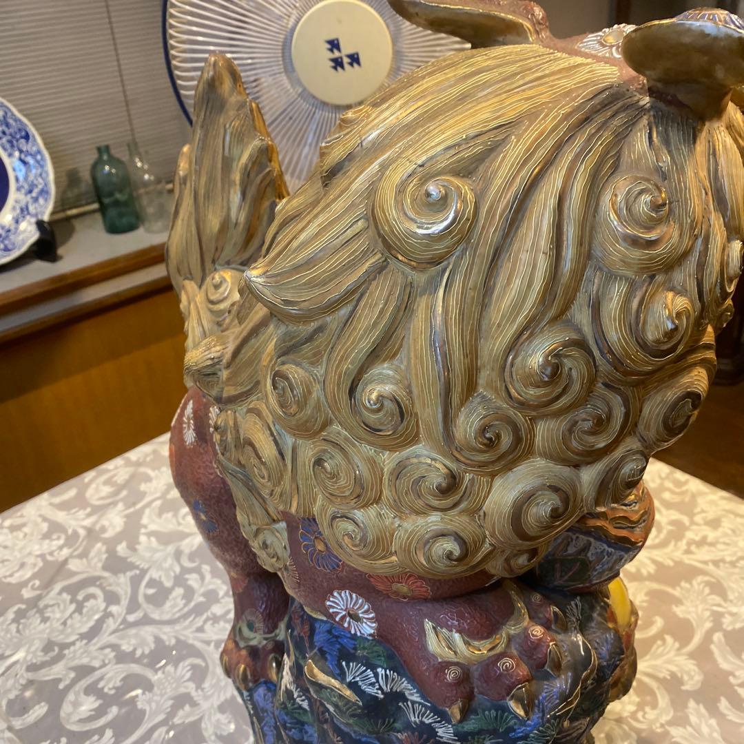 九谷玉取獅子図置物（大）