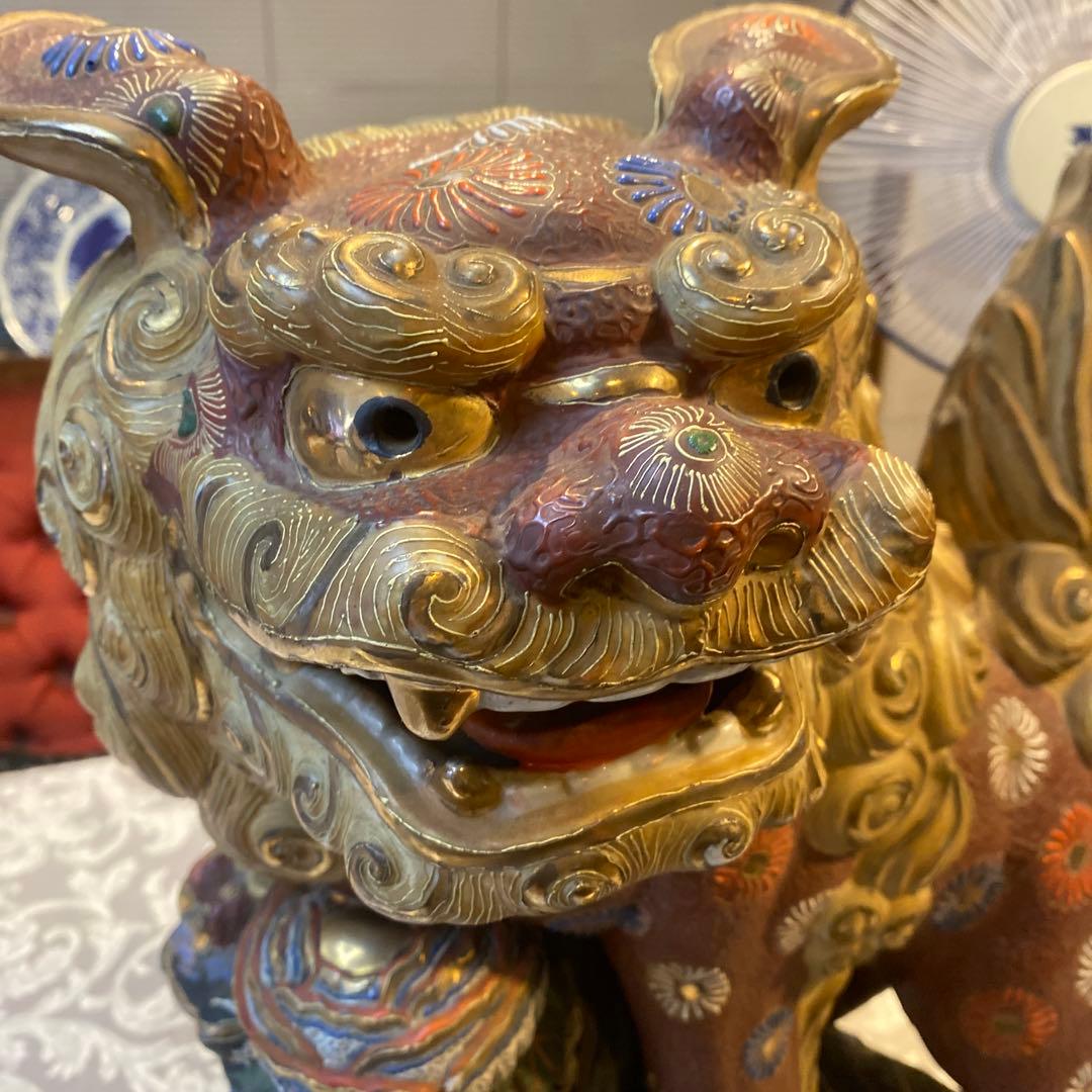 九谷玉取獅子図置物（大）