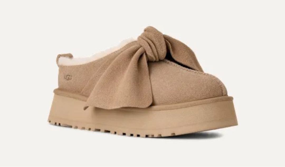 新品UGG リボン付き　プラットフォーム スリッポン ボウ 25センチ