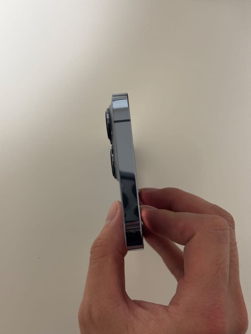 iPhone 13 pro バッテリー最大容量86% simフリー