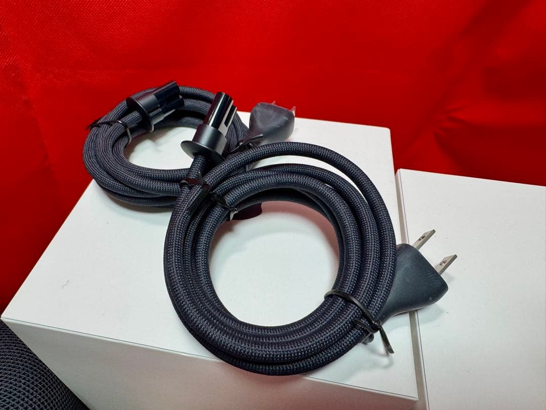 【極美品】Pod 第2世代 MQJ73J/A　ミッドナイト　元箱・外箱