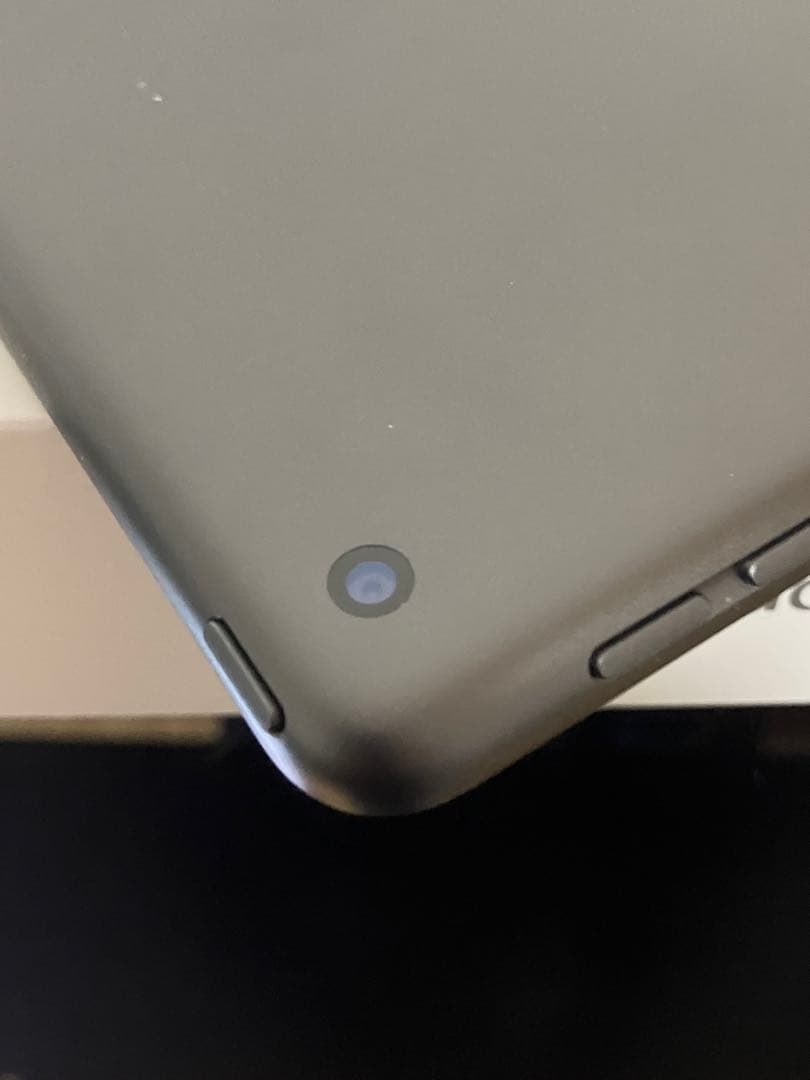 【バッテリー100%】iPad 9世代 Wi-Fi 64GB キーボード付