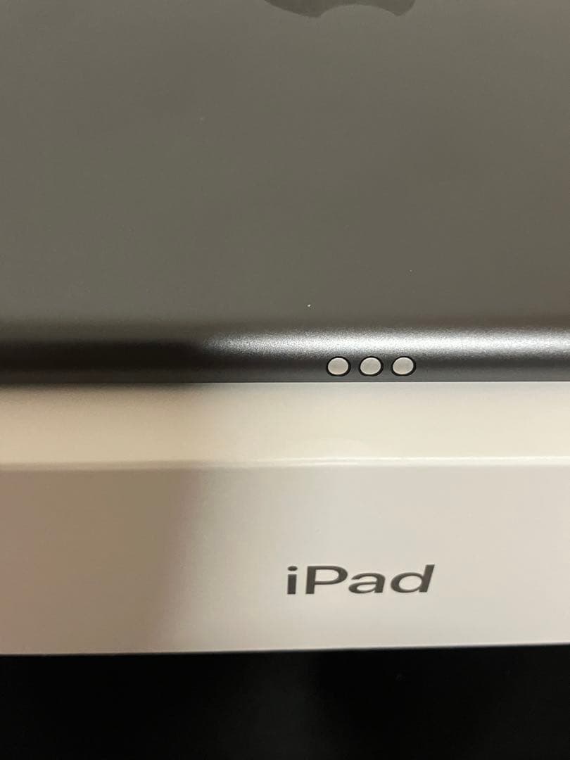 【バッテリー100%】iPad 9世代 Wi-Fi 64GB キーボード付