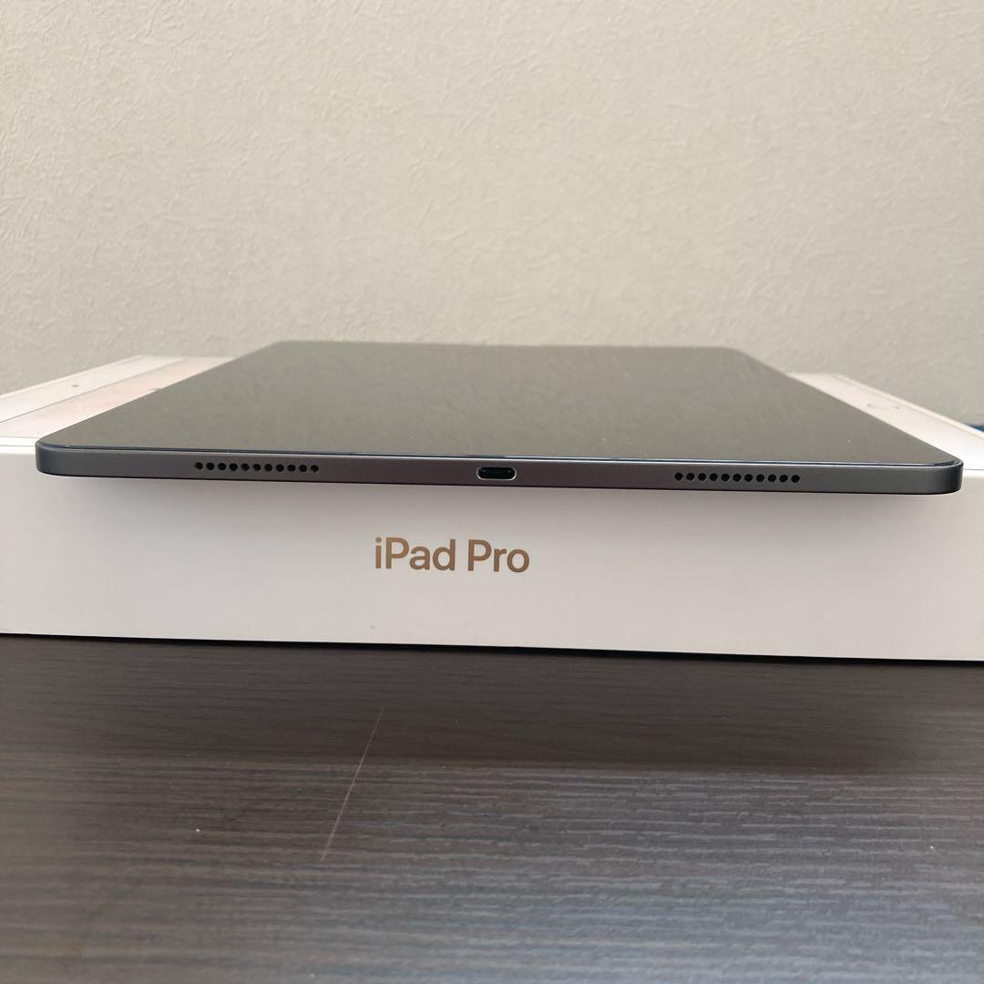 【極美品】iPad Pro 12.9インチ 第5世代 WiFiモデル 128GB