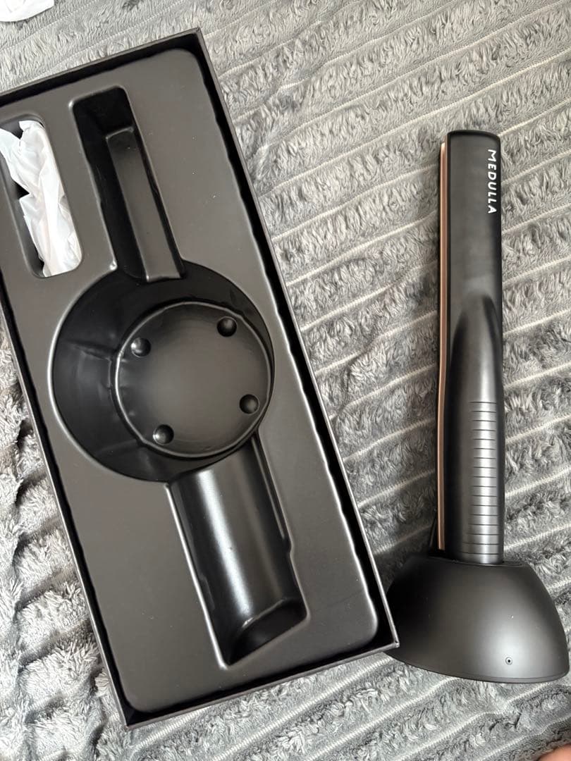 MEDULLA ヘアアイロン ブラック 充電器付き