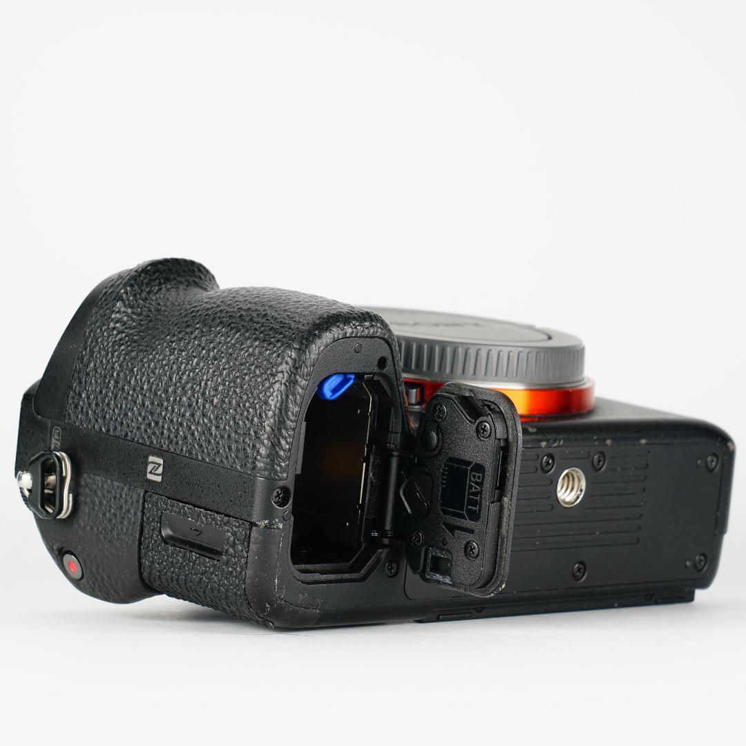 S2477回！SONY α7II完全セット フルサイズデビューに最適