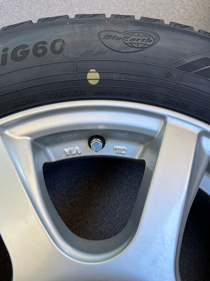 中古スタッドレスタイヤ・ホイール　4本セット