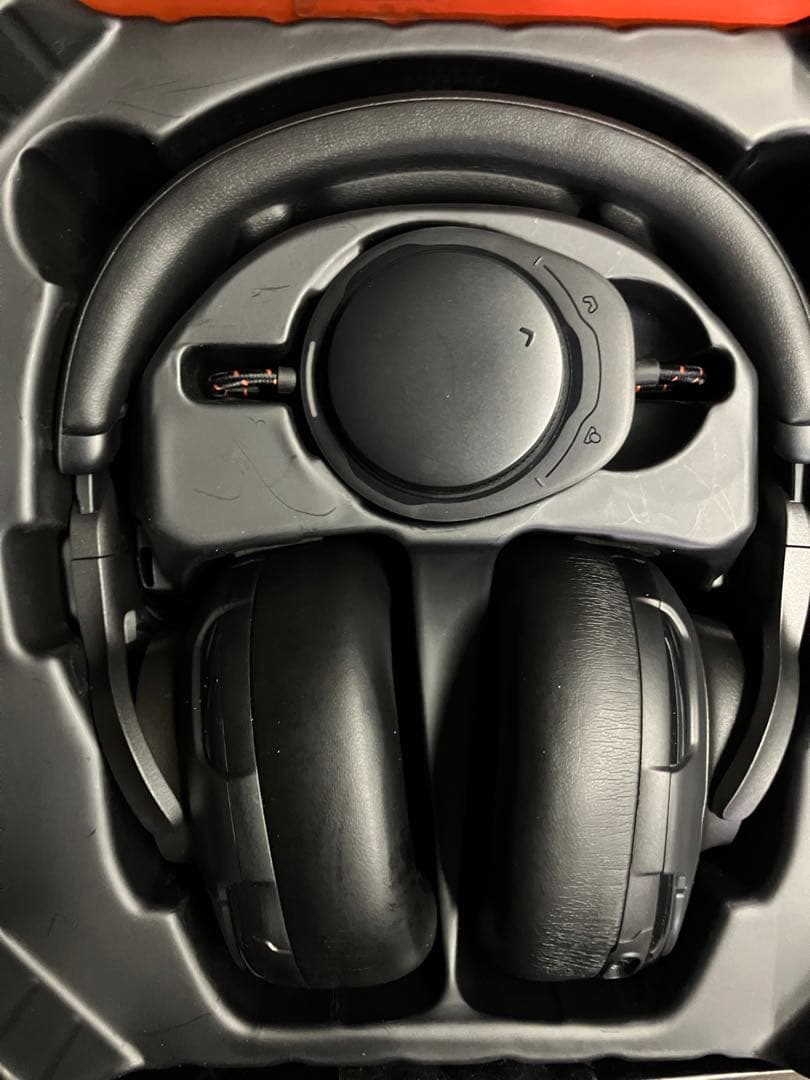 JBL Quantum oneゲーミングヘッドセット