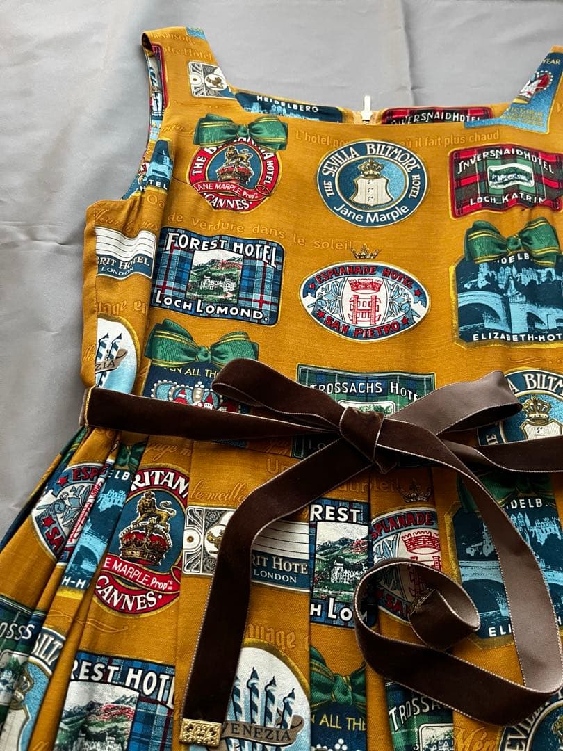 jane marple Bonne Journee Hotelジャンパースカート