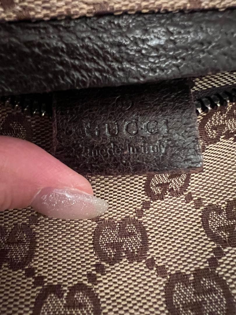 GUCCI ボディバッグ・ウエストポーチ ブラウン