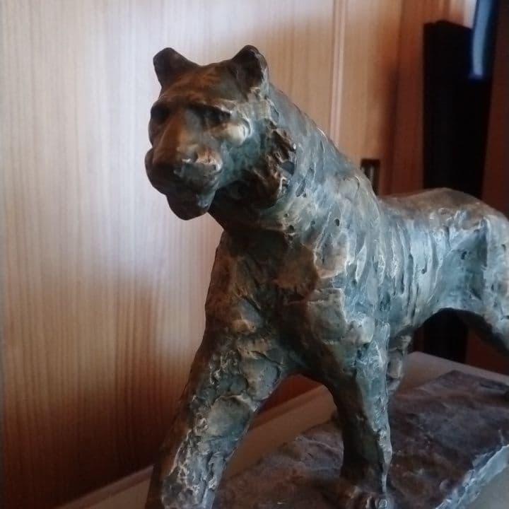 ブロンズ像北村西望　台は組立式です。本土のみの方まとめ買い出来ます。