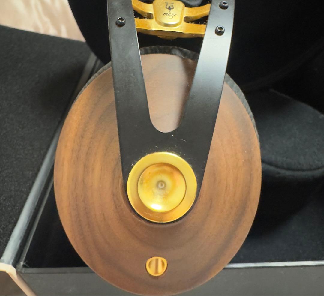 ※8/18迄の限定価格※MEZE 99 CLASSICS ウォールナットゴールド