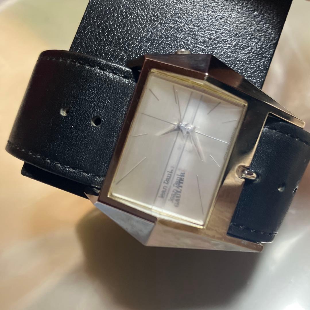 追記⭐️値下⭐️ジャンポールゴルチエ　レザーベルト　デザイン物腕時計　電池切れ