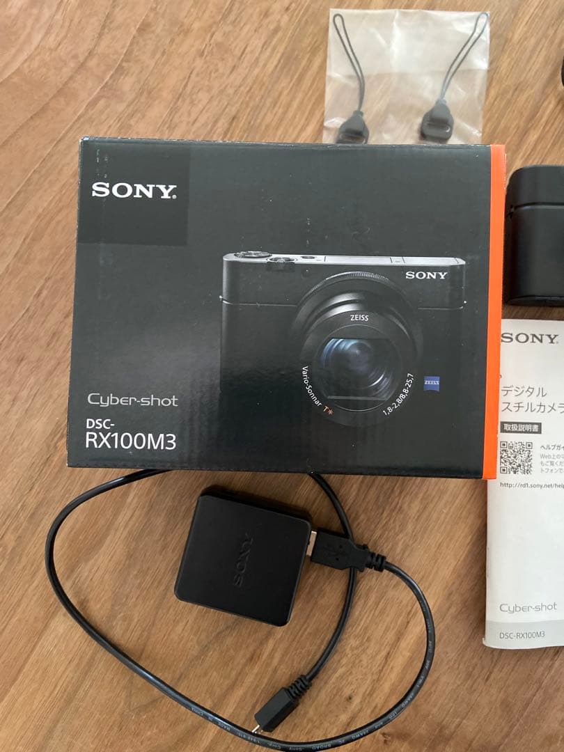 デジタルカメラ DSC-RX100M3