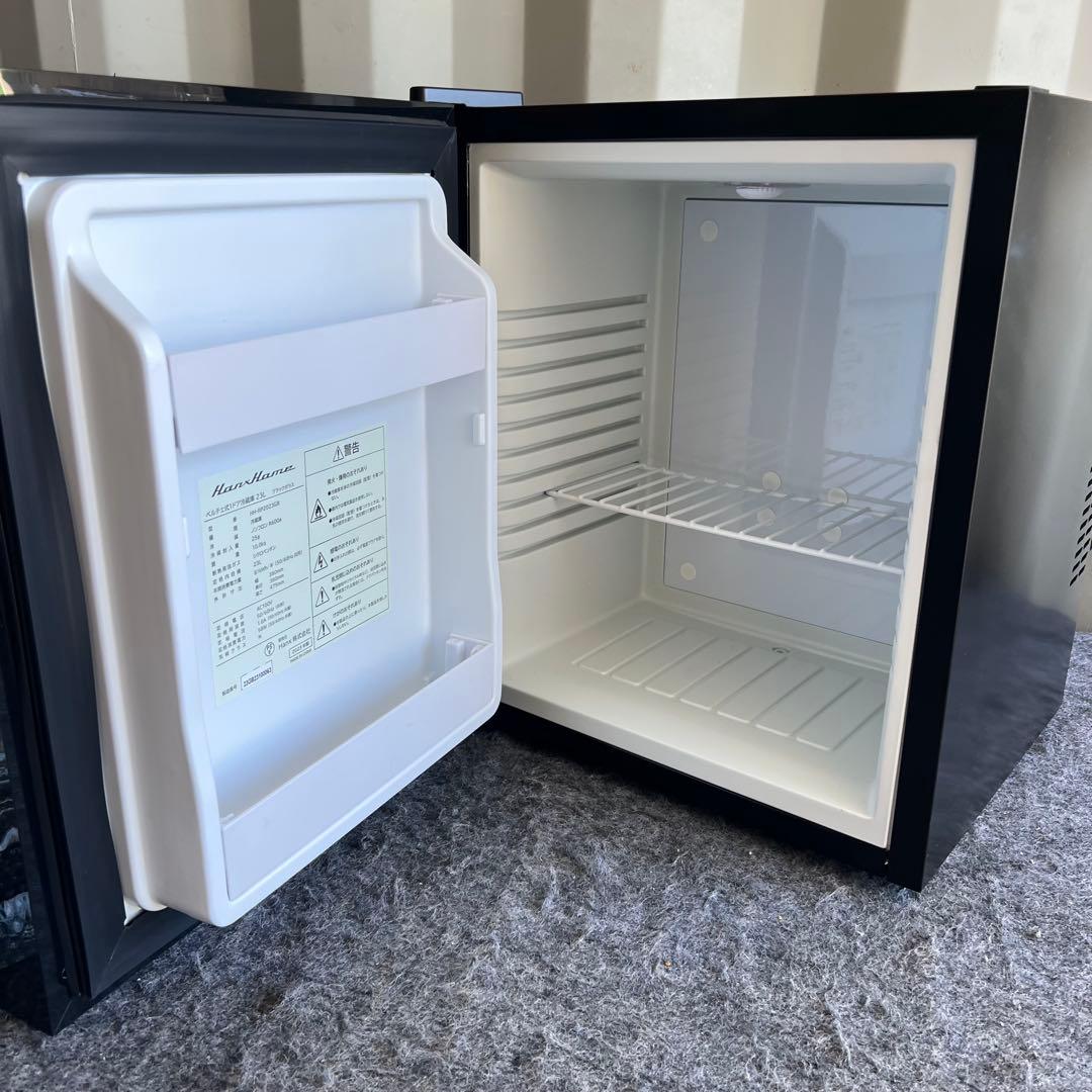 H23激安早い者勝ち✨ ミニ冷蔵庫 23L ペルチェ式冷蔵庫 ブラックガラス