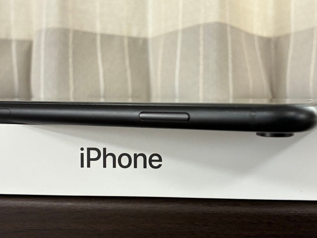 AppIe iPhone XR 128GB ブラック 本体