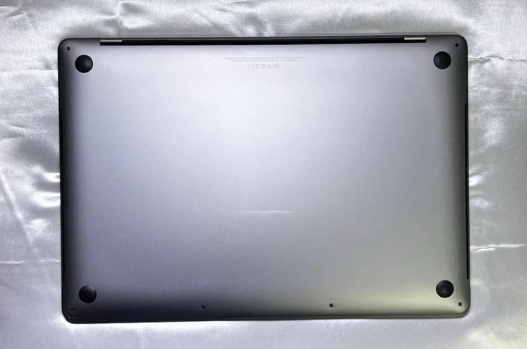 上位モデル♪〜MacBook Pro15-inch WinもOfficeも使える