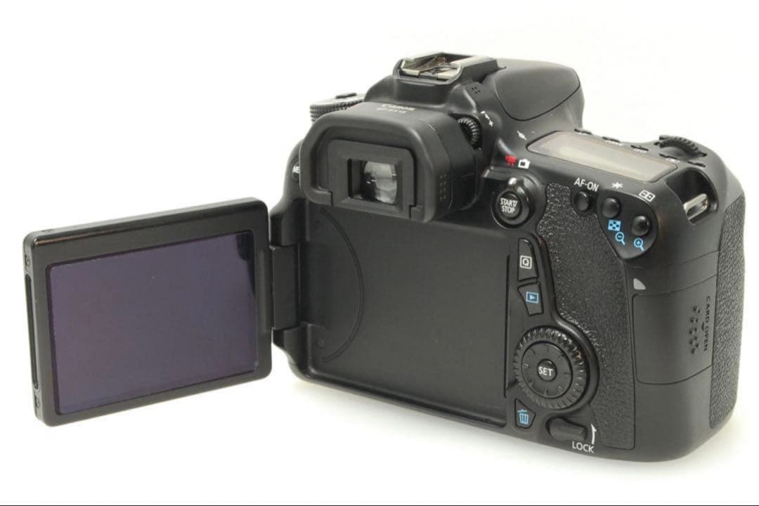 Canon EOS 70D 超望遠ダブルレンズ　スポーツ撮影　Wi-Fi搭載！