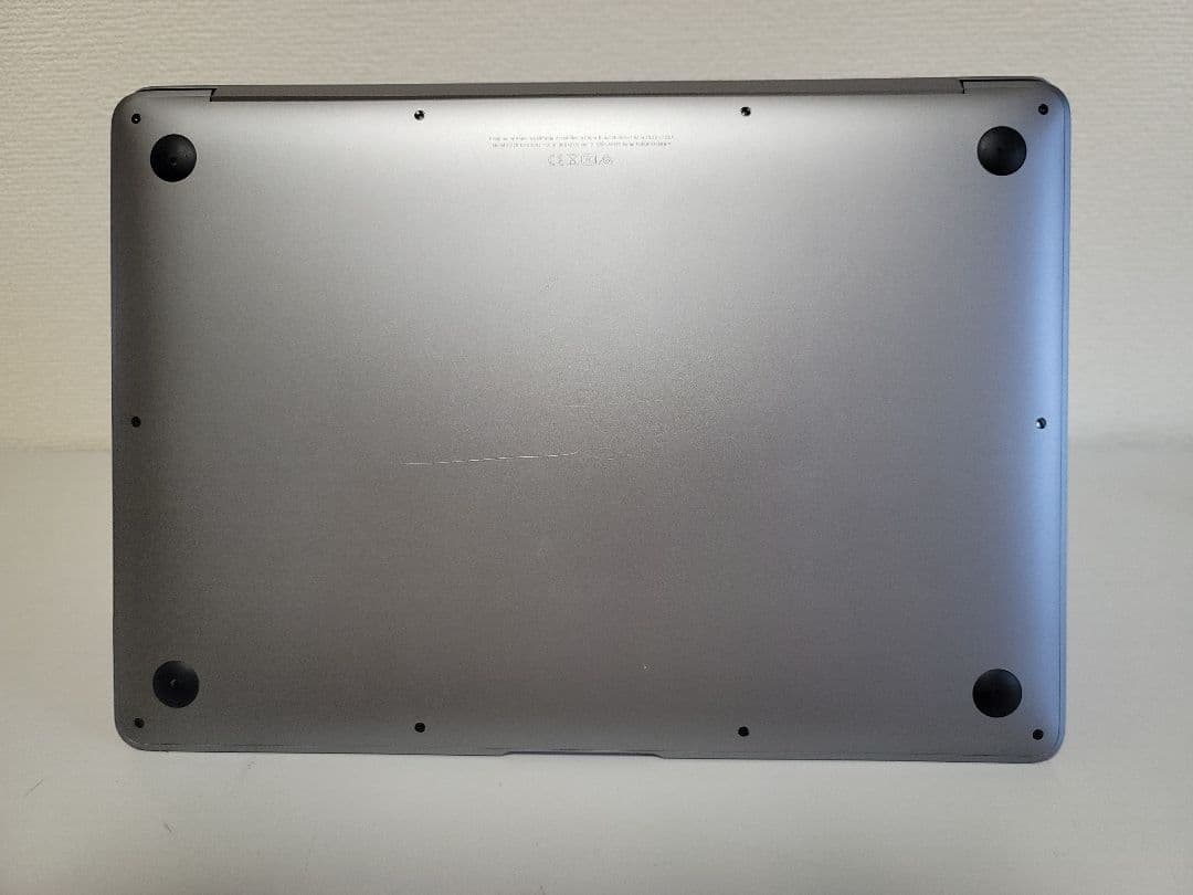 美品　Macbook Air 2020 i3 8GB 256GB 97回充電