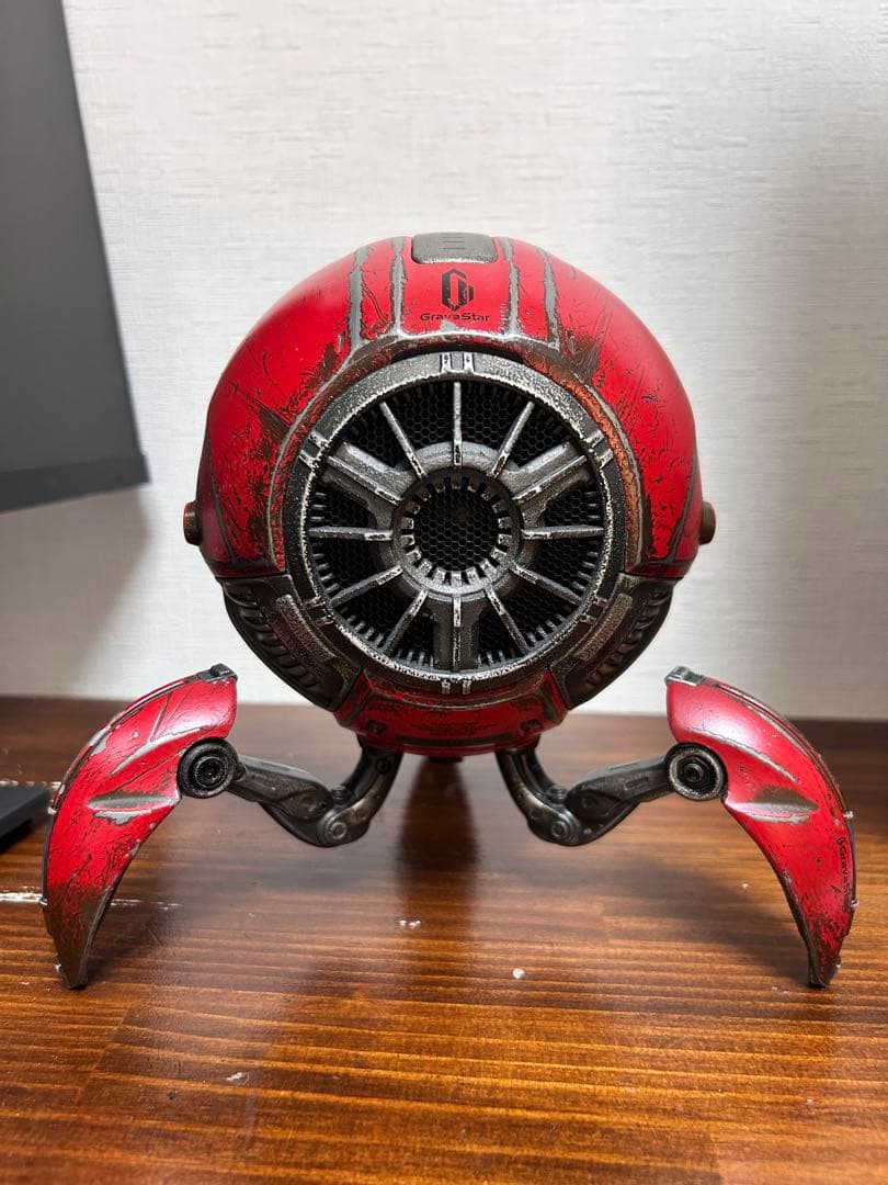 Gravastar War Damaged (赤) Bluetoothスピーカー