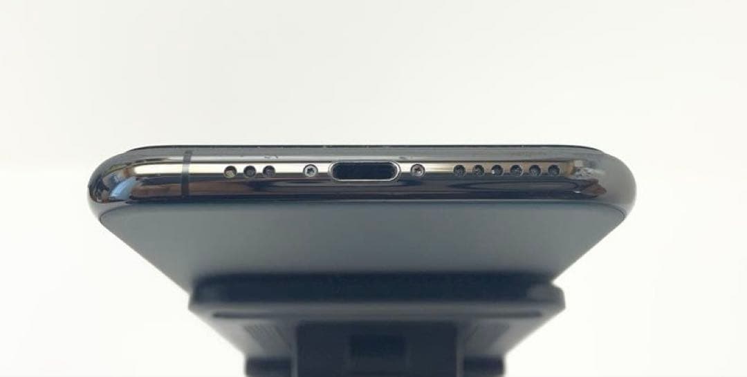 iPhone 11 Pro 64GB スペースグレー動作良好バッテリー100%