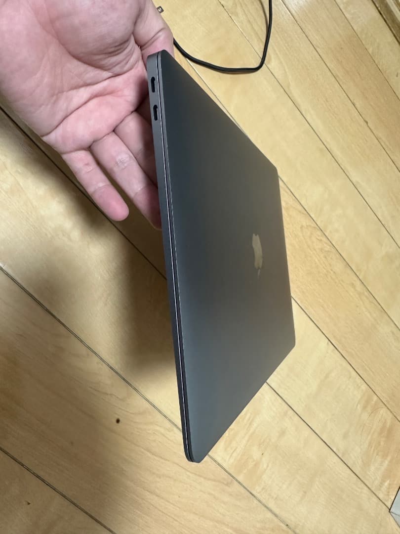 MacBook本体 Apple MacBook Air M1 8GB 256GB