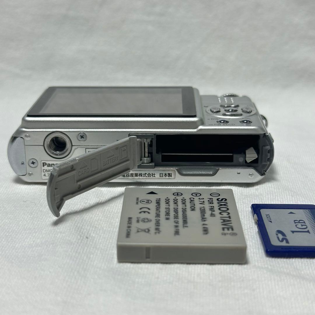 値引き中SDカード付き⭐︎Panasonic LUMIX DMC-FX7 シルバー