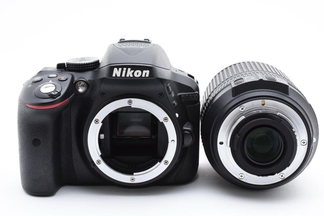 遠くまで撮れる高機能レンズ✨Nikon D5300✨初心者におすすめ✨