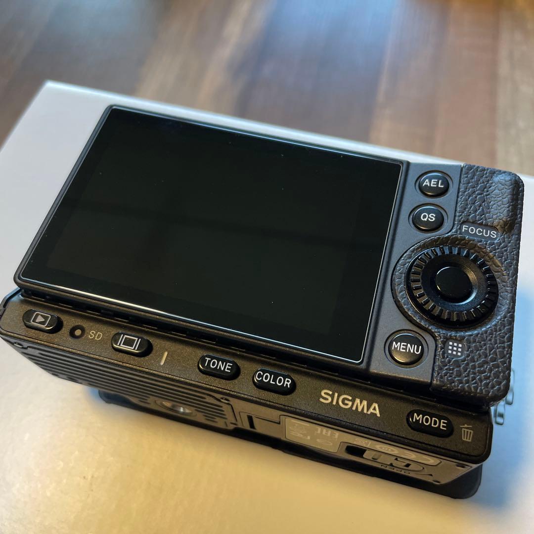 【美品】シグマ SIGMA fp 45mm F2.8 DG DN キット