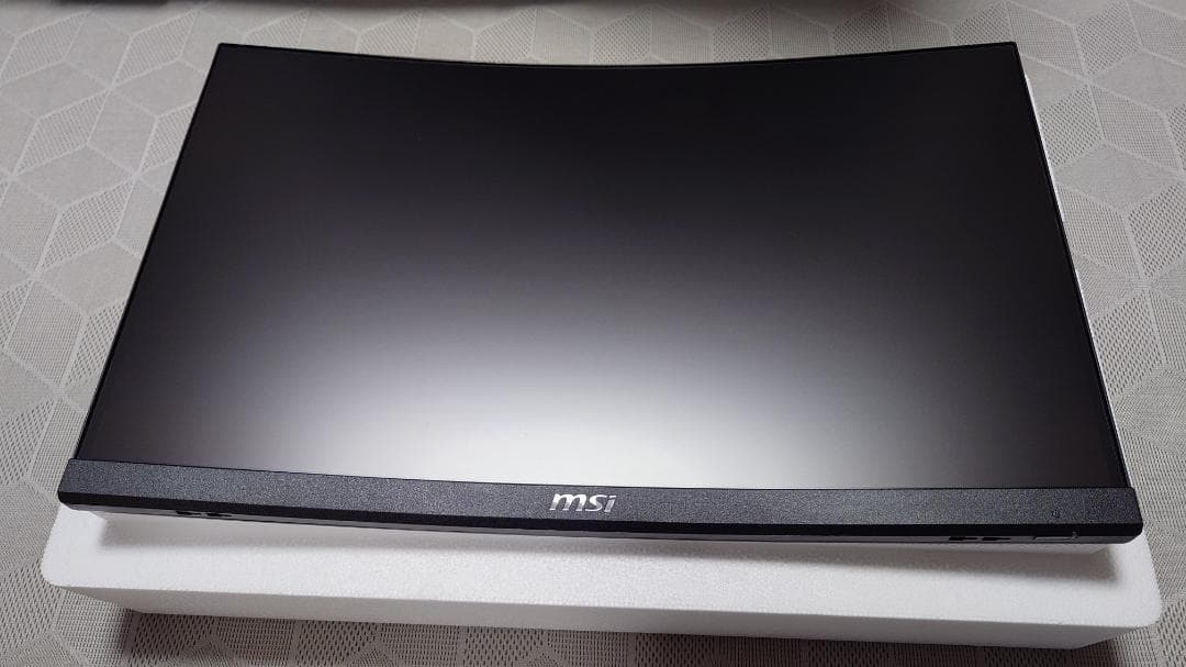 MSI G24C6 E2 23.6インチ 180Hz ゲーミングモニター