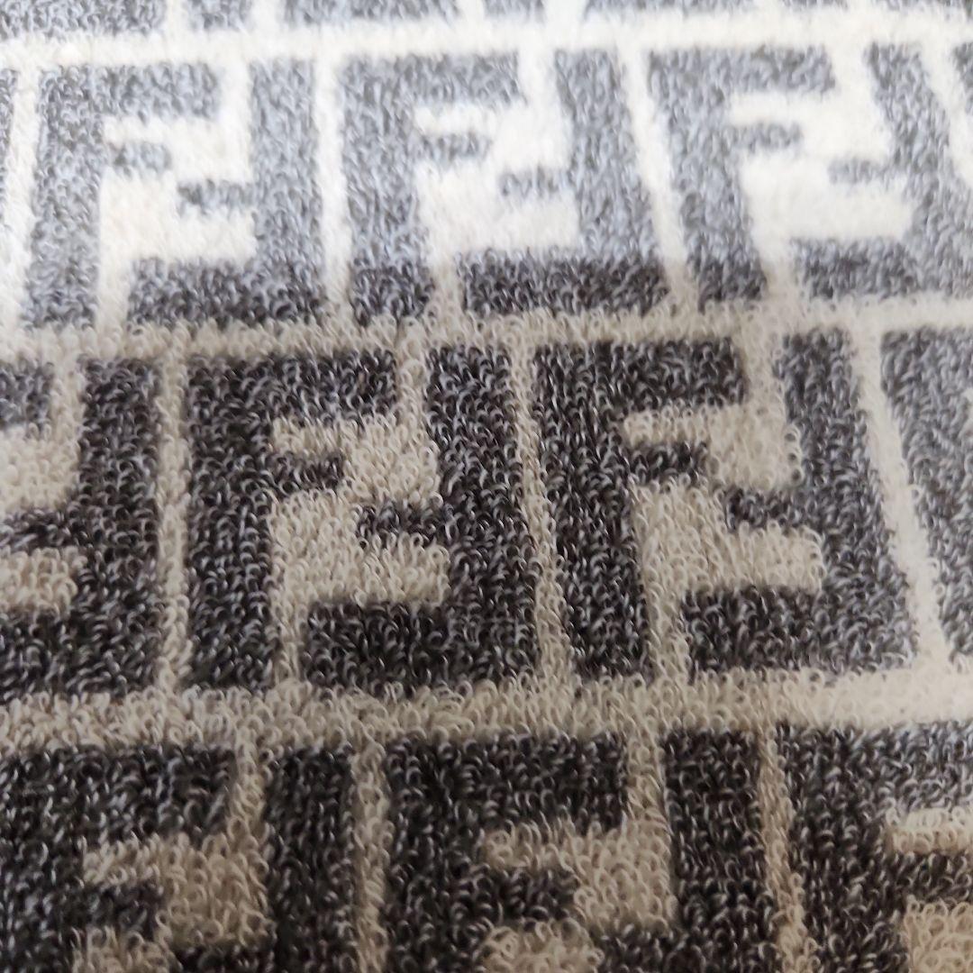 FENDI フェンディ タオルケット 未使用 ズッカ FF柄 箱あり