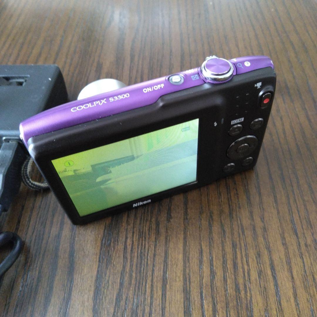 Nikon COOLPIX 紫色 デジタルカメラ　美品