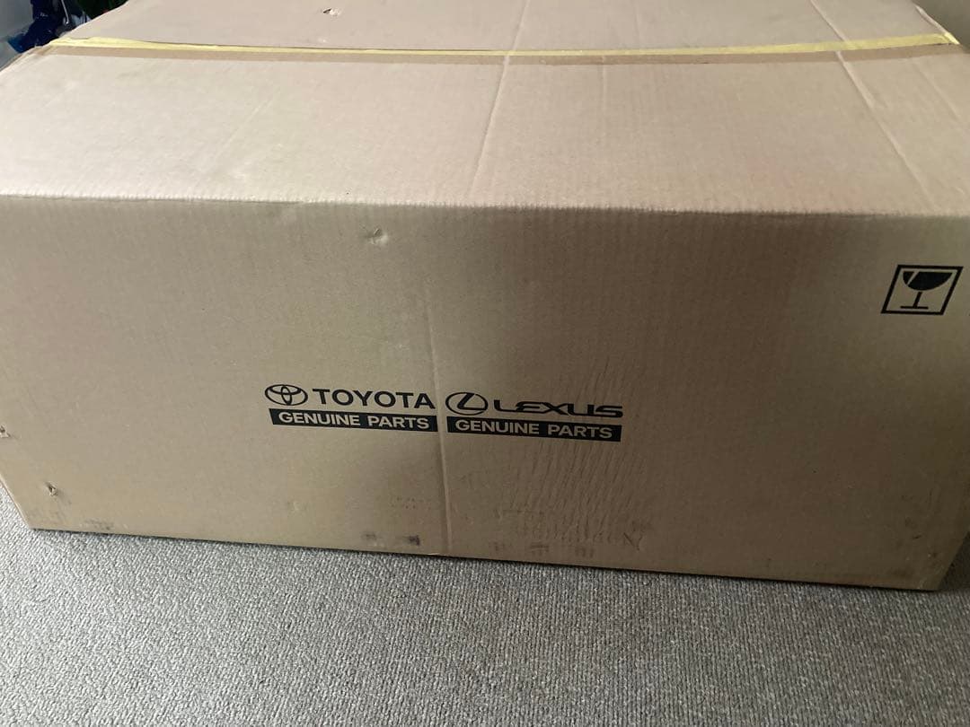 ランドクルーザー250 丸目ヘッドライト左右