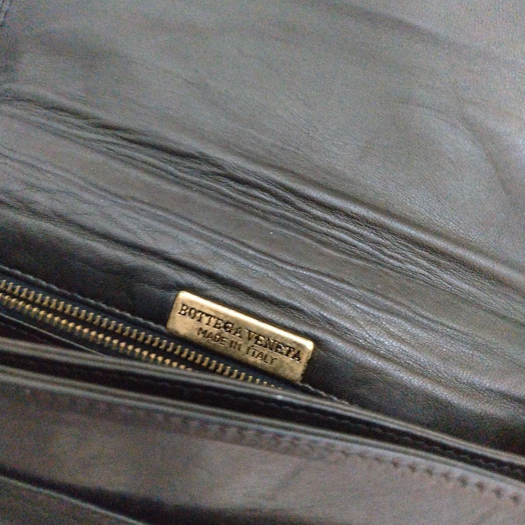 ボッテガヴェネタ イントレチャート 黒 レザー