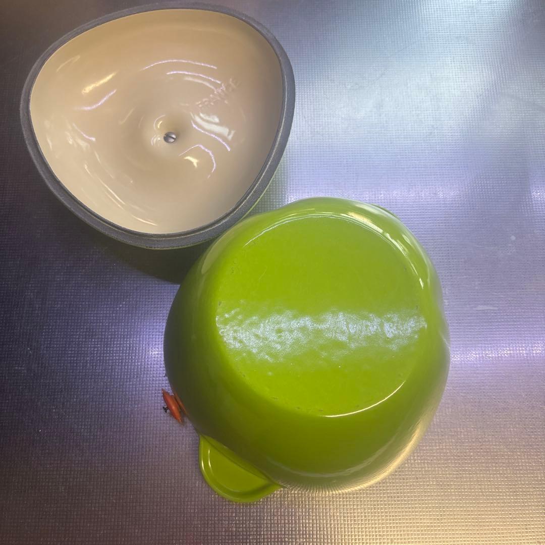 ルクルーゼ　グリーンアップル　お鍋　廃盤