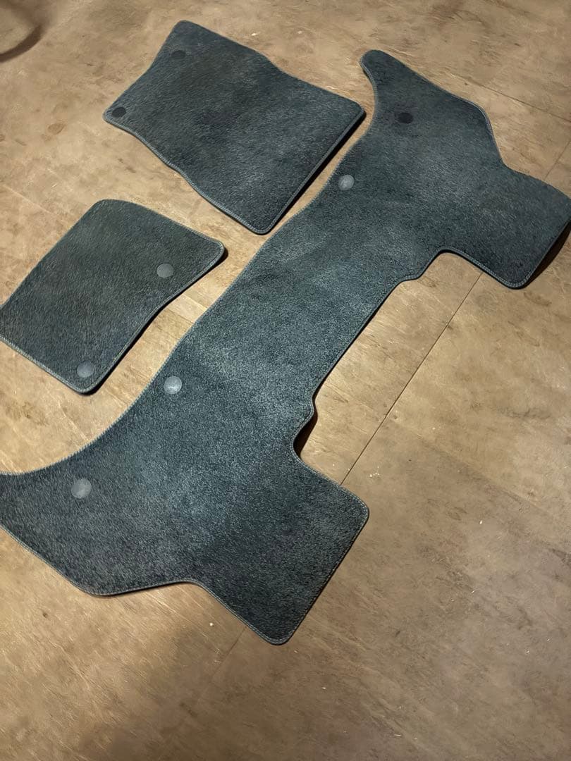 おまけマット付き255/70r18 ランドローバーディフェンダーホイールセット