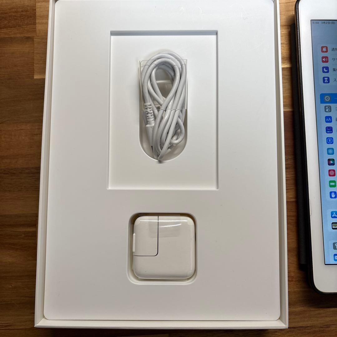 Apple iPad Air 2 Wi-Fi 16GB Gold 本体