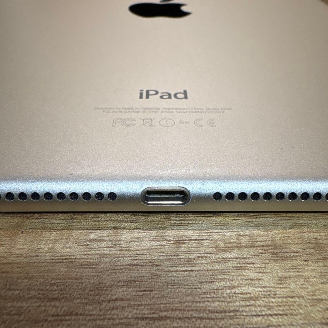 Apple iPad Air 2 Wi-Fi 16GB Gold 本体