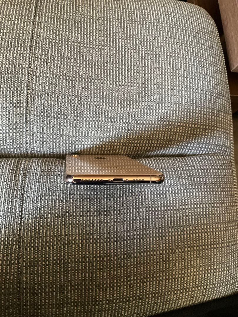 iPhone XS Max ゴールド　64GB